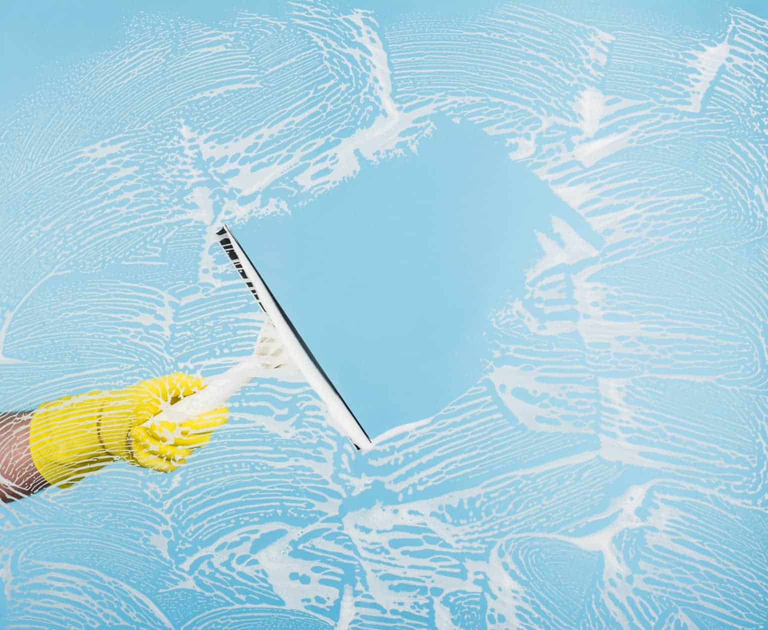 Best Way to Clean Glass in Your Home | Glass Guru